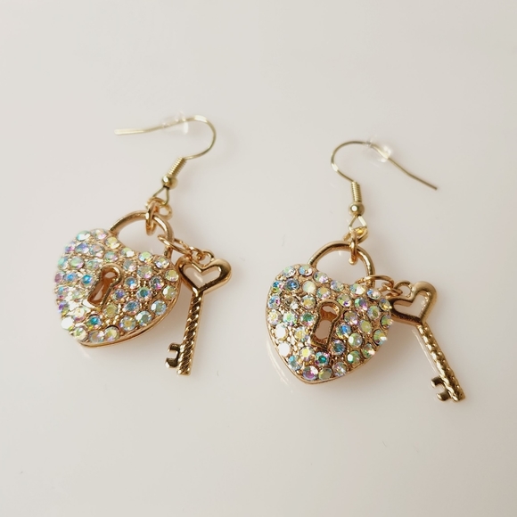 Rhinestone Heart Lock and Key Gold Earrings - Picture 2 of 3